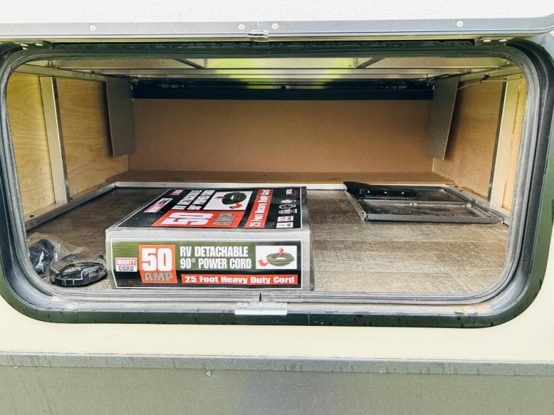 2021 Forest River 2021 Forest River Rockwood Ultra Lite - thumbnail 9