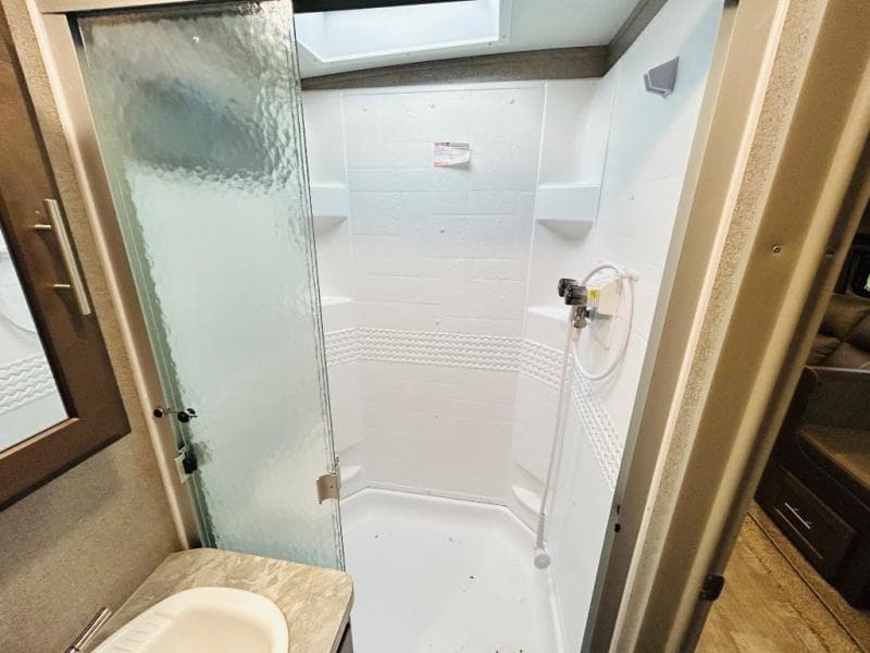 2021 Forest River 2021 Forest River Rockwood Ultra Lite - thumbnail 35