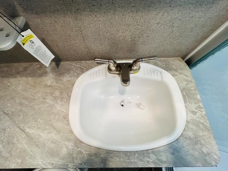 2021 Forest River 2021 Forest River Rockwood Ultra Lite - thumbnail 36