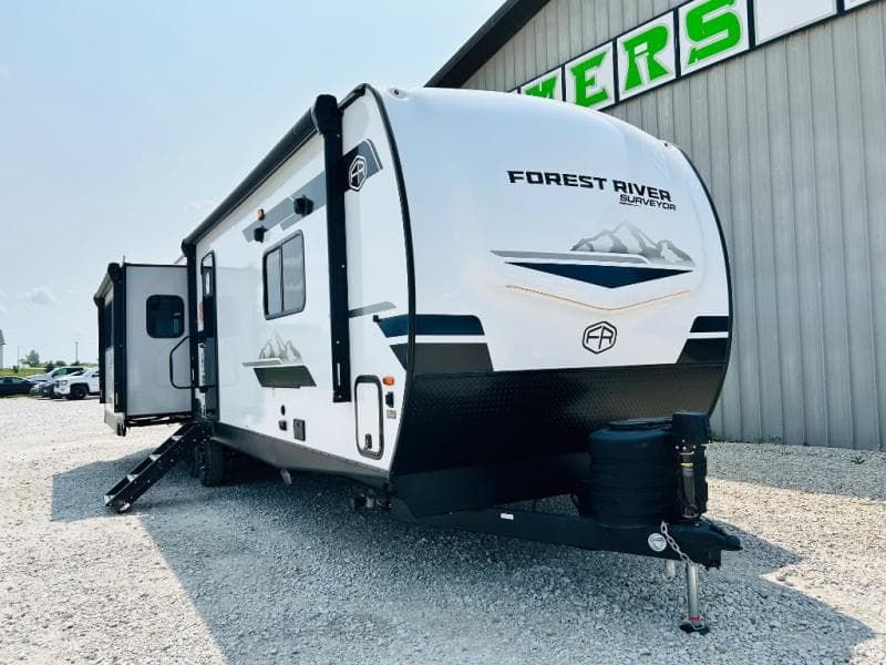 2025 Forest River Surveyor 305RLBS