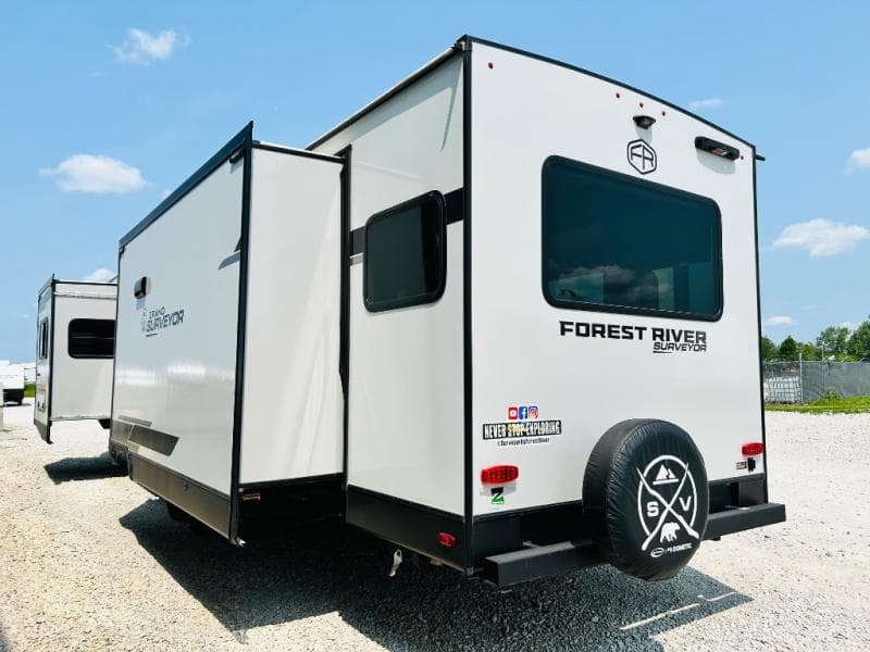 2025 Forest River 2025 Forest River Surveyor - thumbnail 6