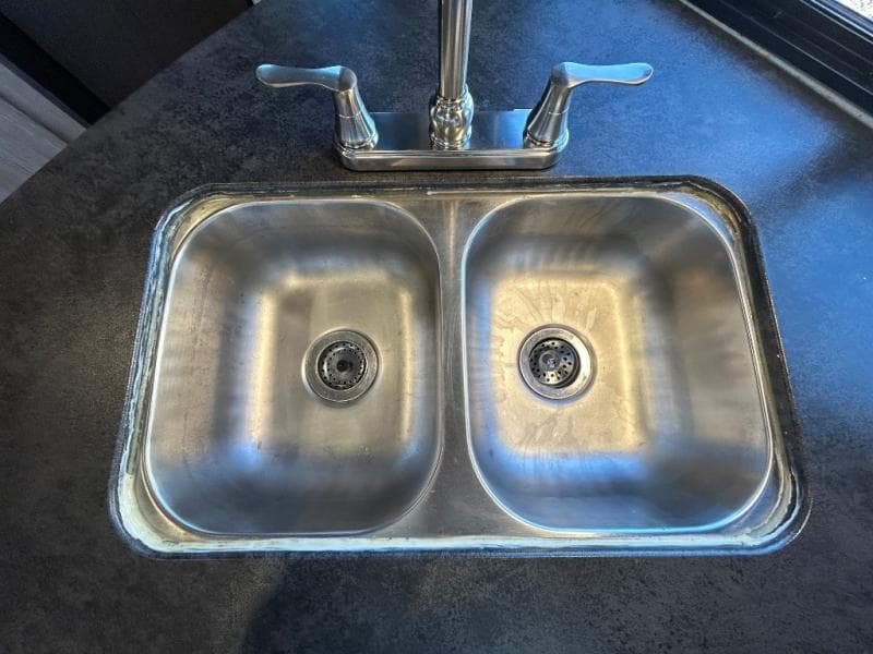 2022 Heartland 2022 Heartland Prowler - thumbnail 18