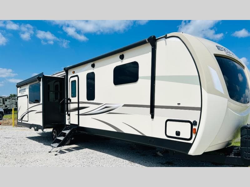 2020 Venture RV 2020 Venture RV SportTrek Touring Edition - thumbnail 7