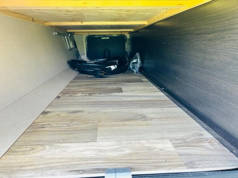 2020 Venture RV 2020 Venture RV SportTrek Touring Edition - thumbnail 10