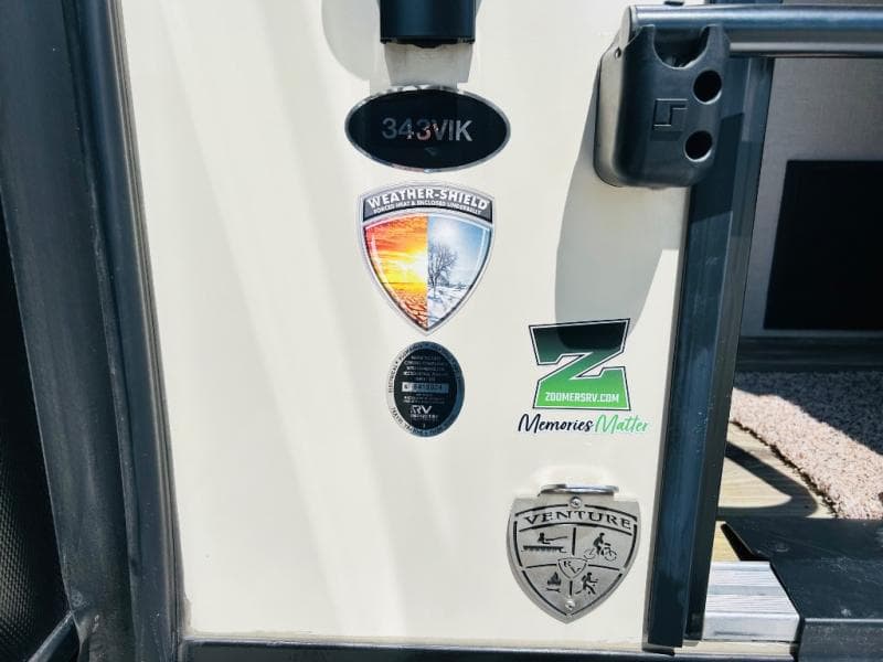 2020 Venture RV 2020 Venture RV SportTrek Touring Edition - thumbnail 18