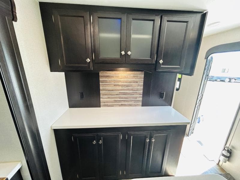 2020 Venture RV 2020 Venture RV SportTrek Touring Edition - thumbnail 32