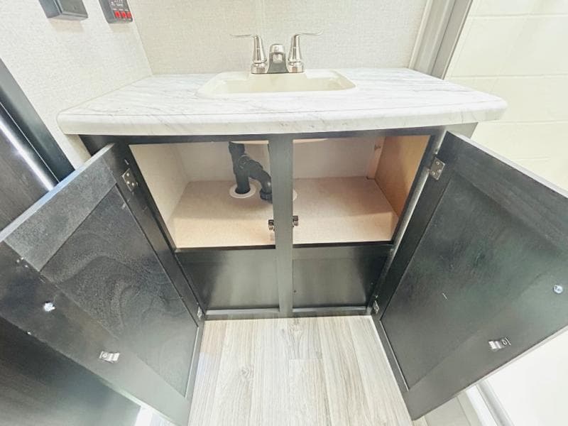 2020 Venture RV 2020 Venture RV SportTrek Touring Edition - thumbnail 42