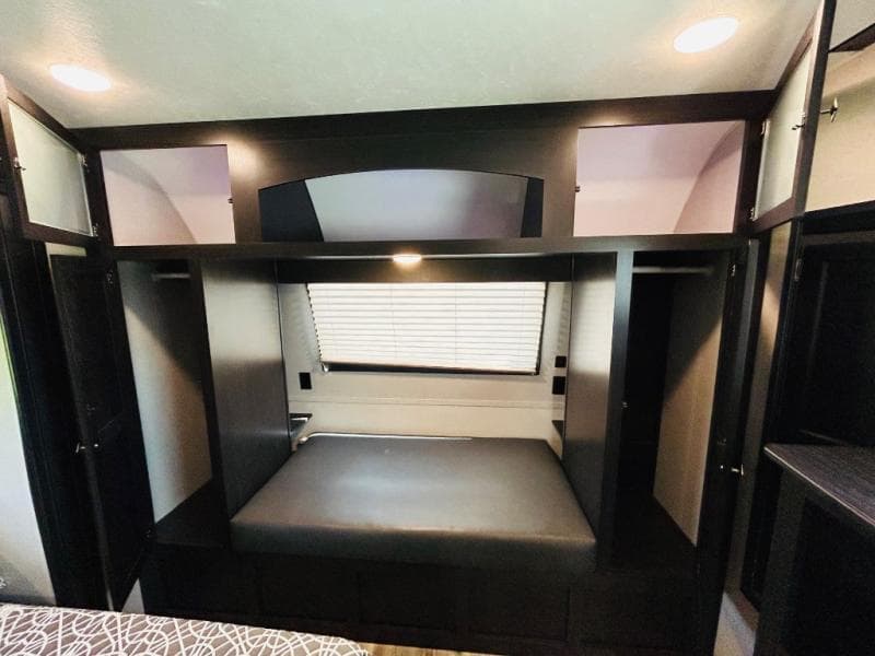 2020 Venture RV 2020 Venture RV SportTrek Touring Edition - thumbnail 57