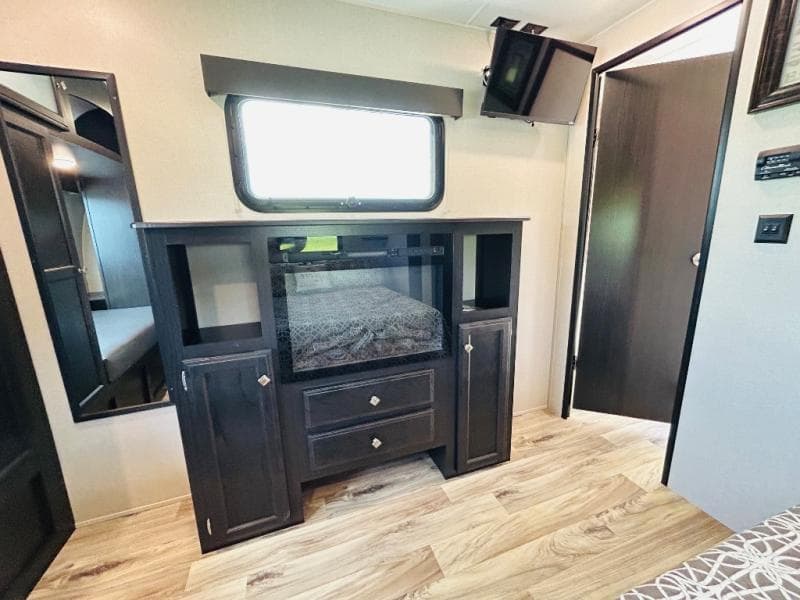 2020 Venture RV 2020 Venture RV SportTrek Touring Edition - thumbnail 60