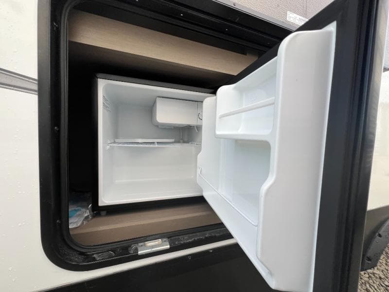 2025 Grand Design 2025 Grand Design Reflection - thumbnail 10