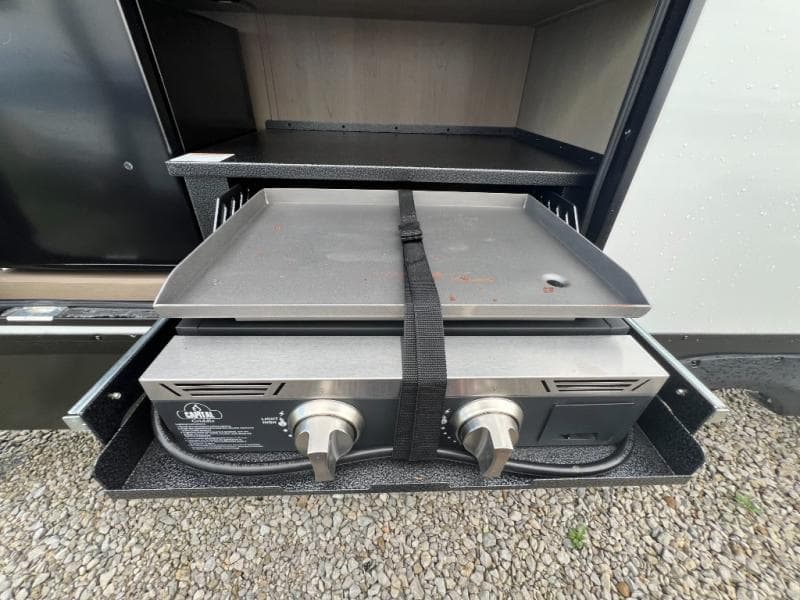 2025 Grand Design 2025 Grand Design Reflection - thumbnail 11