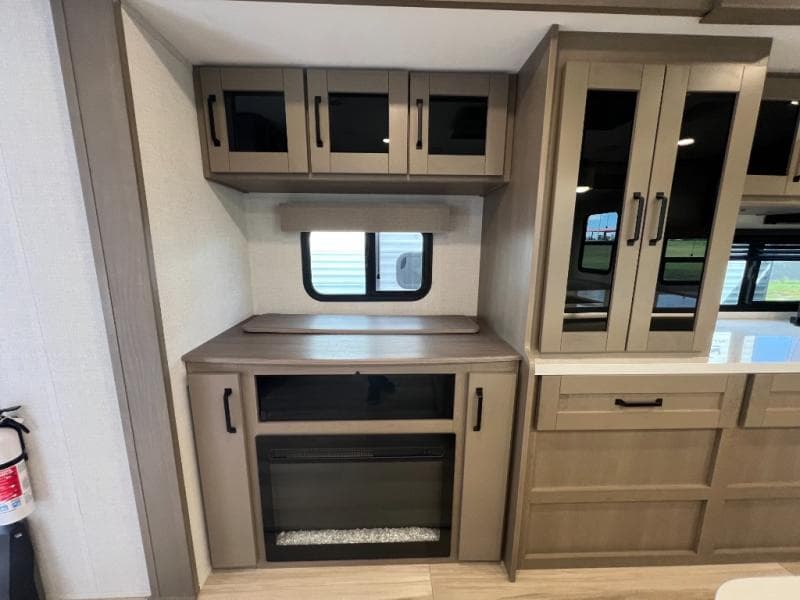 2025 Grand Design 2025 Grand Design Reflection - thumbnail 17