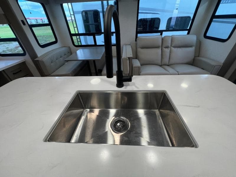 2025 Grand Design 2025 Grand Design Reflection - thumbnail 19