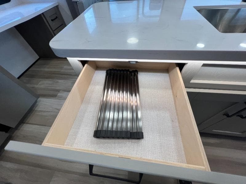 2025 Grand Design 2025 Grand Design Reflection - thumbnail 24