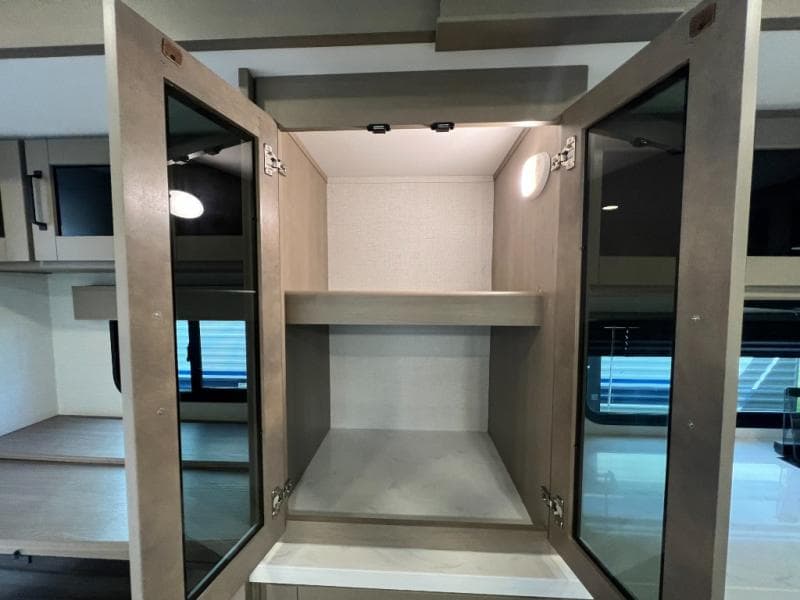 2025 Grand Design 2025 Grand Design Reflection - thumbnail 31