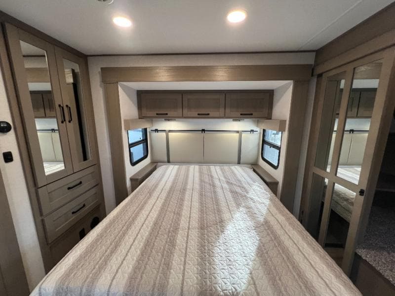 2025 Grand Design 2025 Grand Design Reflection - thumbnail 45