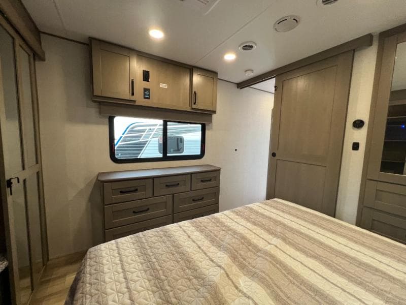 2025 Grand Design 2025 Grand Design Reflection - thumbnail 47