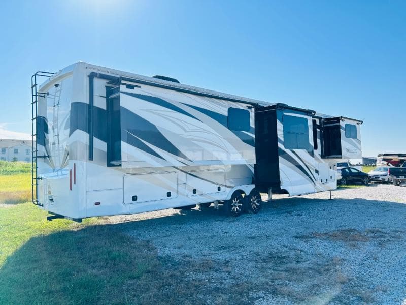 2023 CrossRoads 2023 CrossRoads Redwood - thumbnail 5