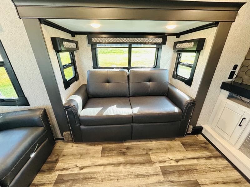 2023 CrossRoads 2023 CrossRoads Redwood - thumbnail 26