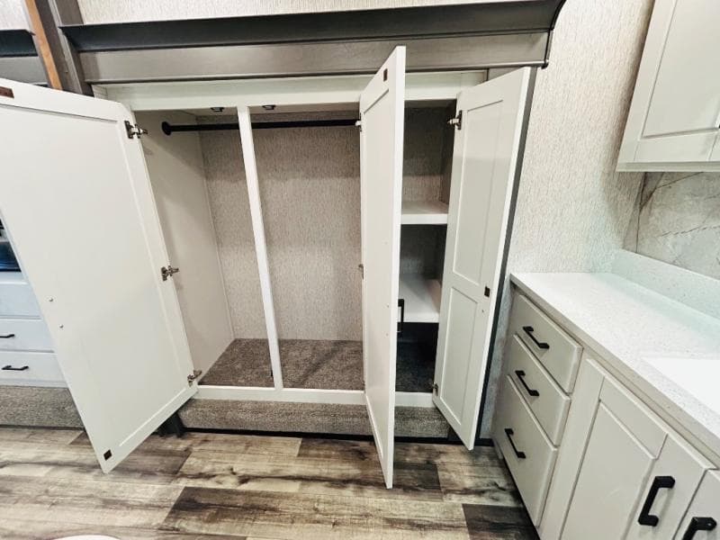 2023 CrossRoads 2023 CrossRoads Redwood - thumbnail 61