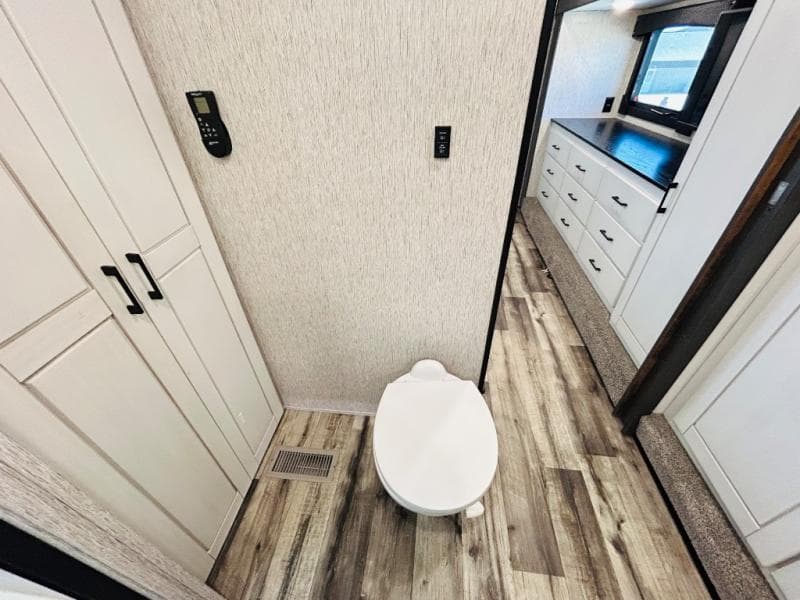 2023 CrossRoads 2023 CrossRoads Redwood - thumbnail 72