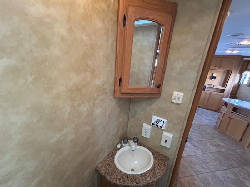 2011 Heartland 2011 Heartland North Country - thumbnail 27