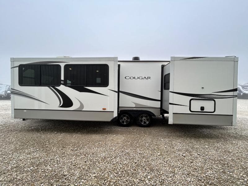 2021 Keystone 2021 Keystone Cougar - thumbnail 6