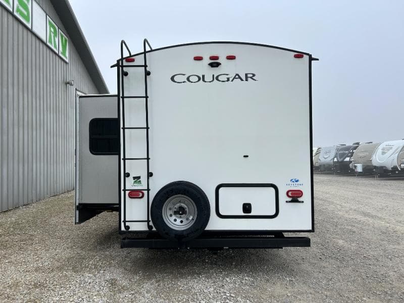 2021 Keystone 2021 Keystone Cougar - thumbnail 8