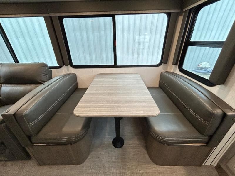 2021 Keystone 2021 Keystone Cougar - thumbnail 13