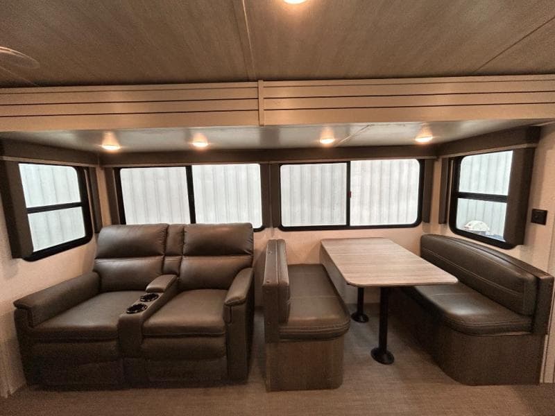 2021 Keystone 2021 Keystone Cougar - thumbnail 18