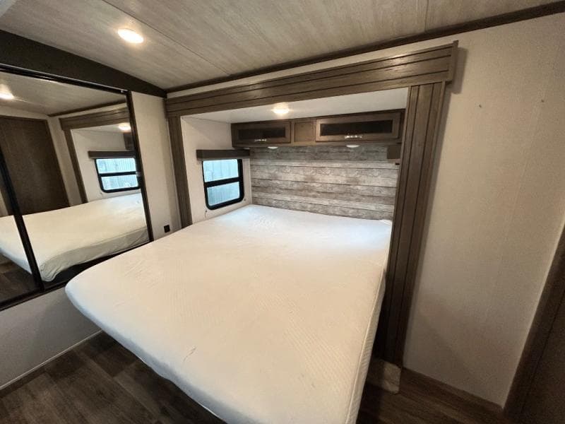 2021 Keystone 2021 Keystone Cougar - thumbnail 31