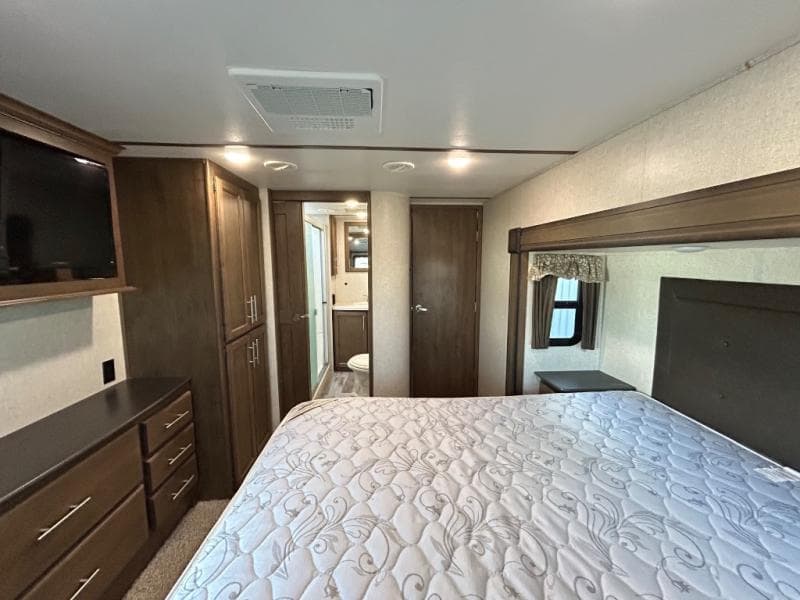 2019 Keystone 2019 Keystone Cougar - thumbnail 47