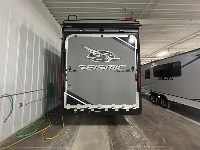 2019 Jayco 2019 Jayco Seismic - thumbnail 6