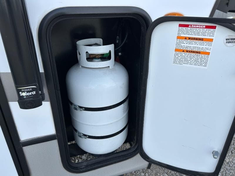 2024 Keystone 2024 Keystone Cougar - thumbnail 11