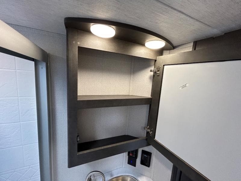 2024 Keystone 2024 Keystone Cougar - thumbnail 25