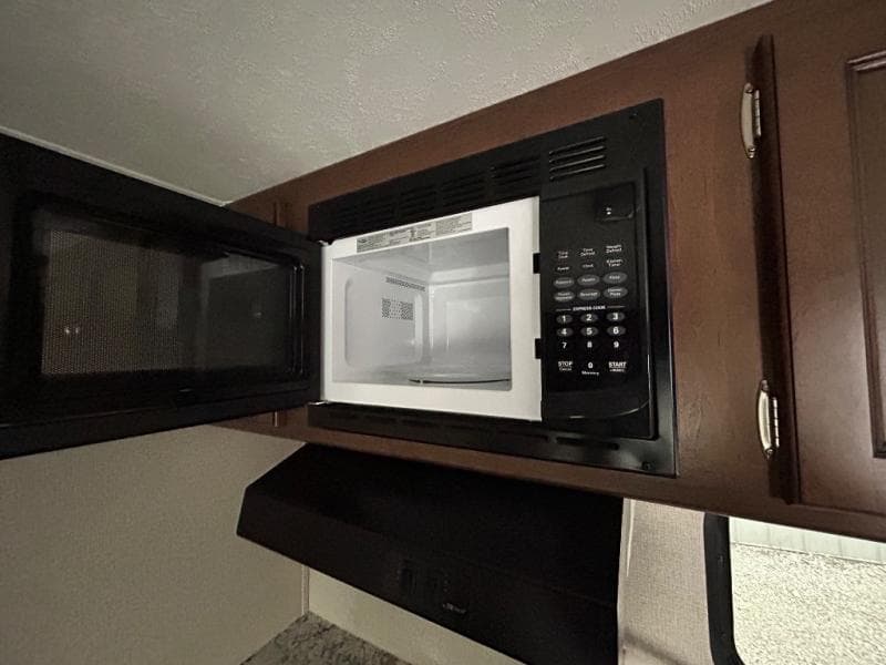 2018 Keystone RV 2018 Keystone RV KZ RV Hideout - thumbnail 11