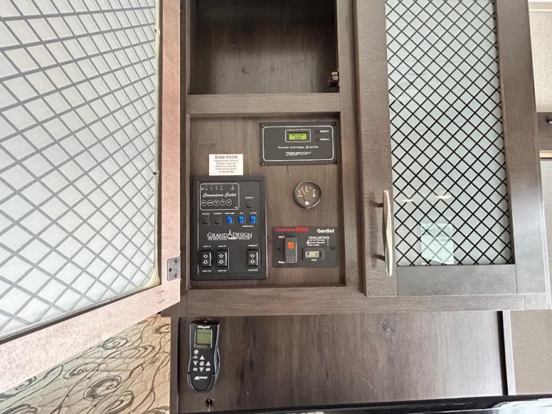 2022 Grand Design 2022 Grand Design Momentum G-Class - thumbnail 28