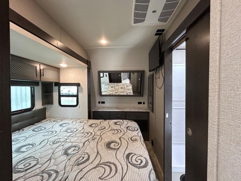 2022 Grand Design 2022 Grand Design Momentum G-Class - thumbnail 50