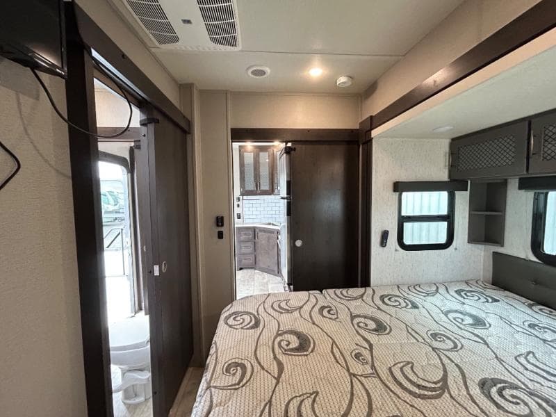 2022 Grand Design 2022 Grand Design Momentum G-Class - thumbnail 57