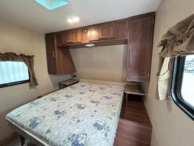 2017 CrossRoads 2017 CrossRoads Volante - thumbnail 35