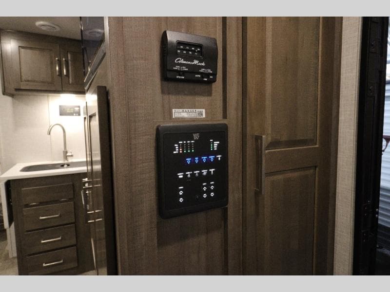 2023 Forest River 2023 Forest River Rockwood Mini Lite - thumbnail 8