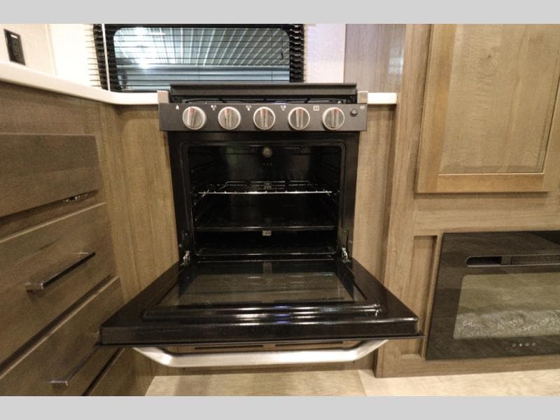 2023 Forest River 2023 Forest River Rockwood Mini Lite - thumbnail 24