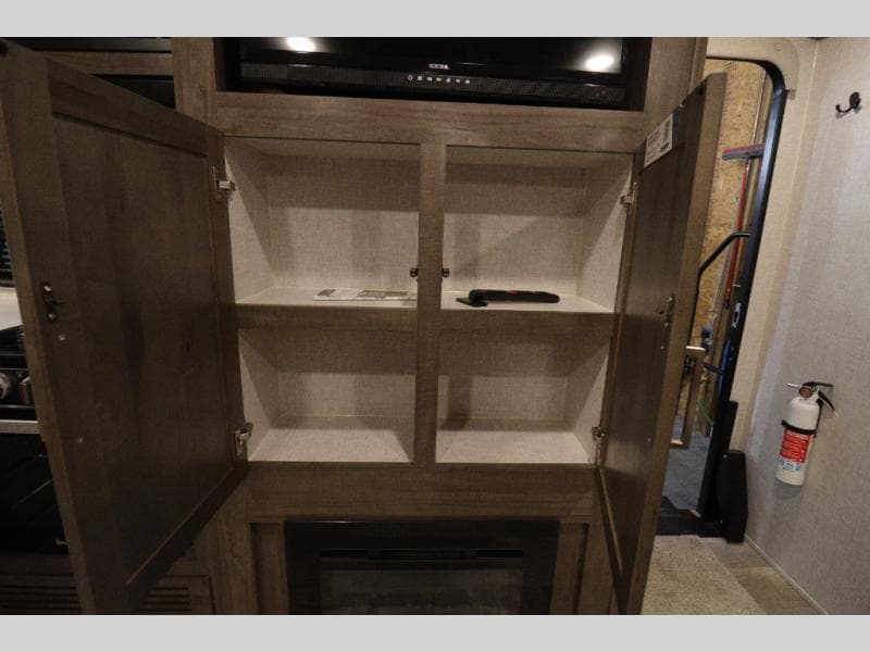 2023 Forest River 2023 Forest River Rockwood Mini Lite - thumbnail 26