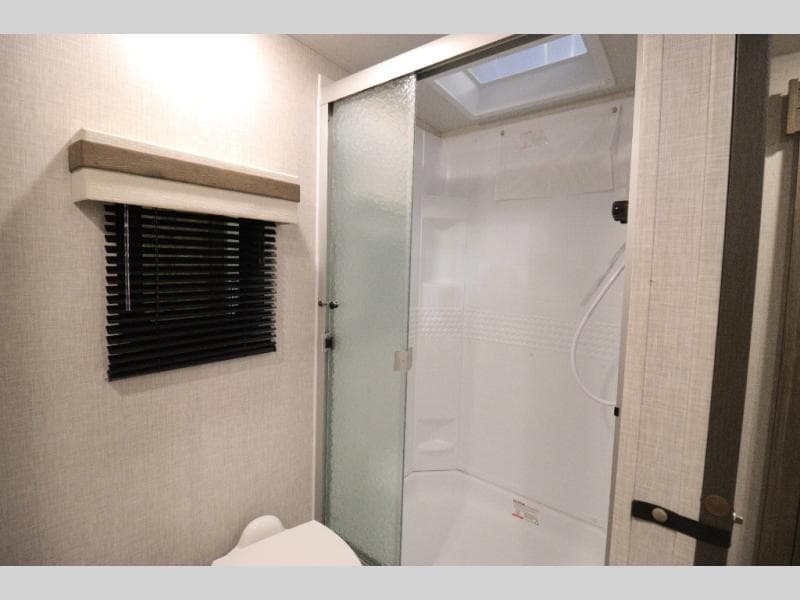 2023 Forest River 2023 Forest River Rockwood Mini Lite - thumbnail 32