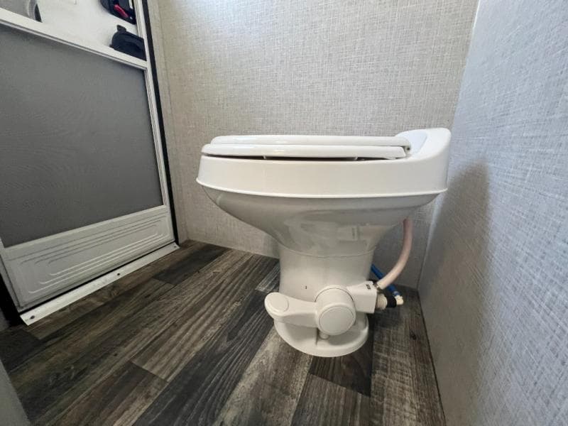 2020 Keystone RV 2020 Keystone RV Bullet Ultra Lite Series - thumbnail 40