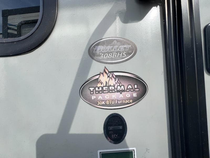 2020 Keystone RV 2020 Keystone RV Bullet Ultra Lite Series - thumbnail 57