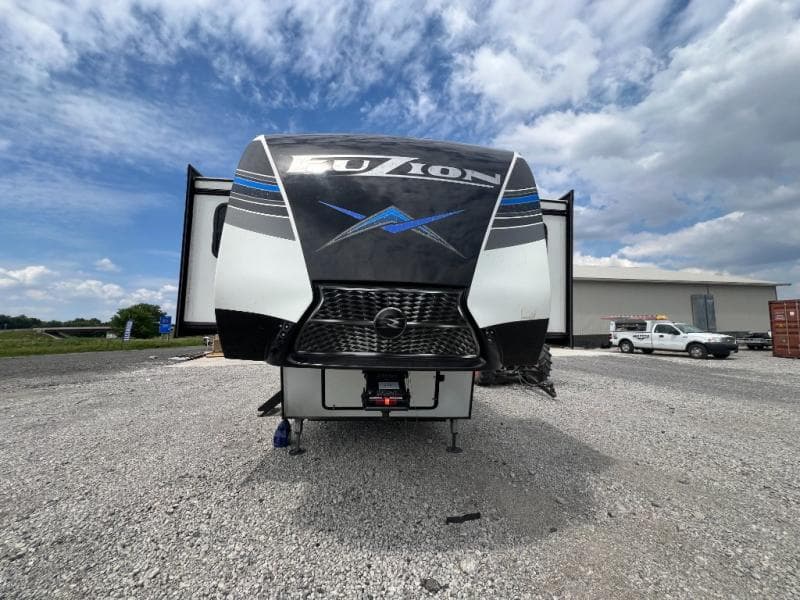 2020 Keystone RV 2020 Keystone RV Fuzion - thumbnail 5