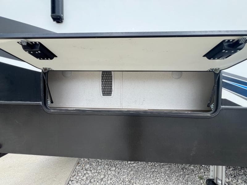 2020 Keystone RV 2020 Keystone RV Fuzion - thumbnail 6