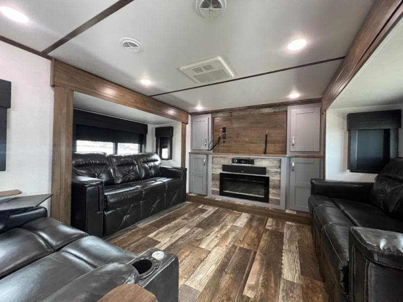 2020 Keystone RV 2020 Keystone RV Fuzion - thumbnail 11