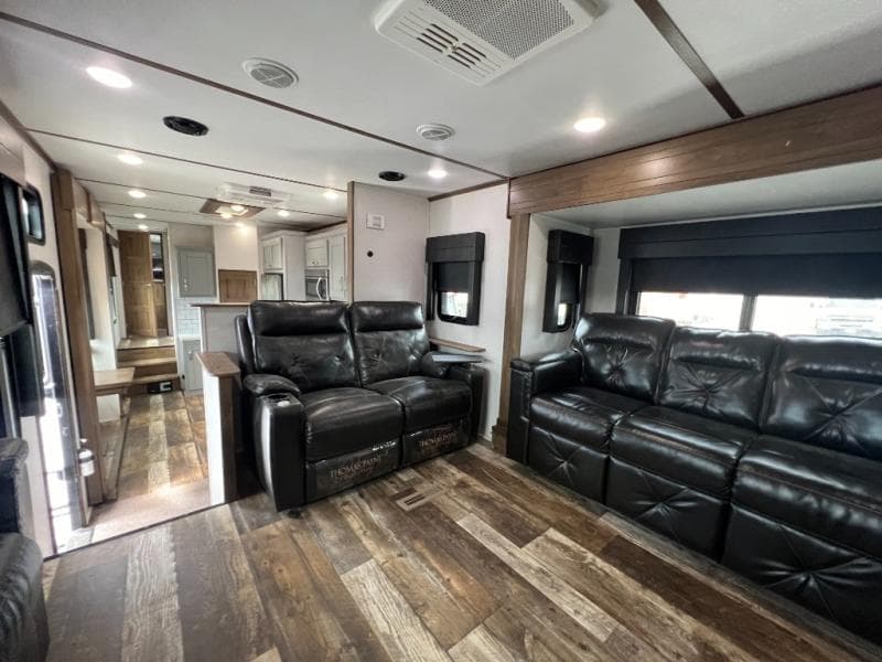 2020 Keystone RV 2020 Keystone RV Fuzion - thumbnail 12